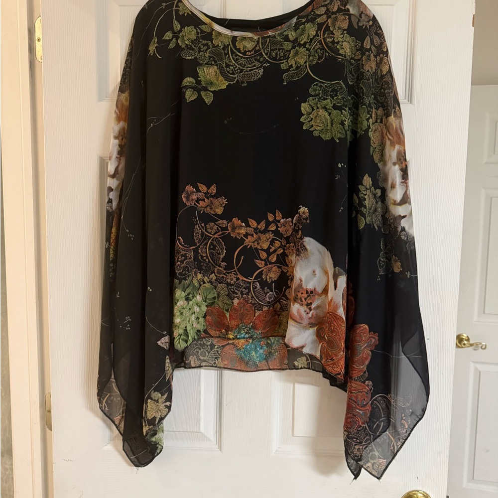 Floral Black Women's Top chiffon like fabric